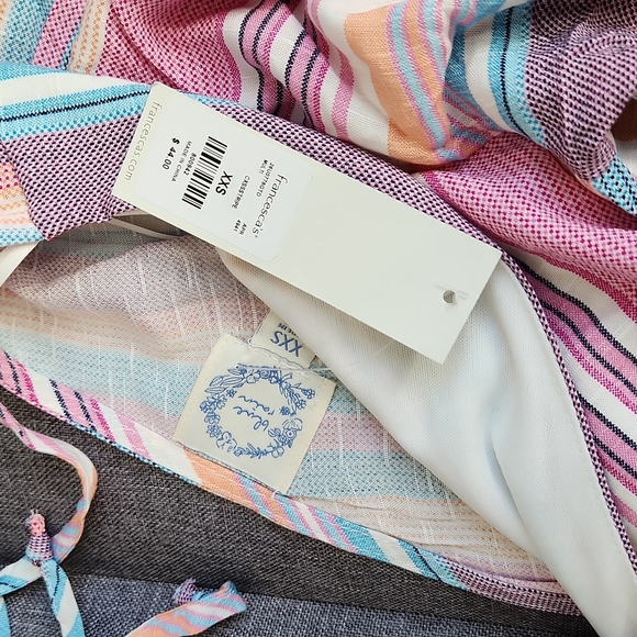 Francesca's Rompers multi color - Picture 4 of 5